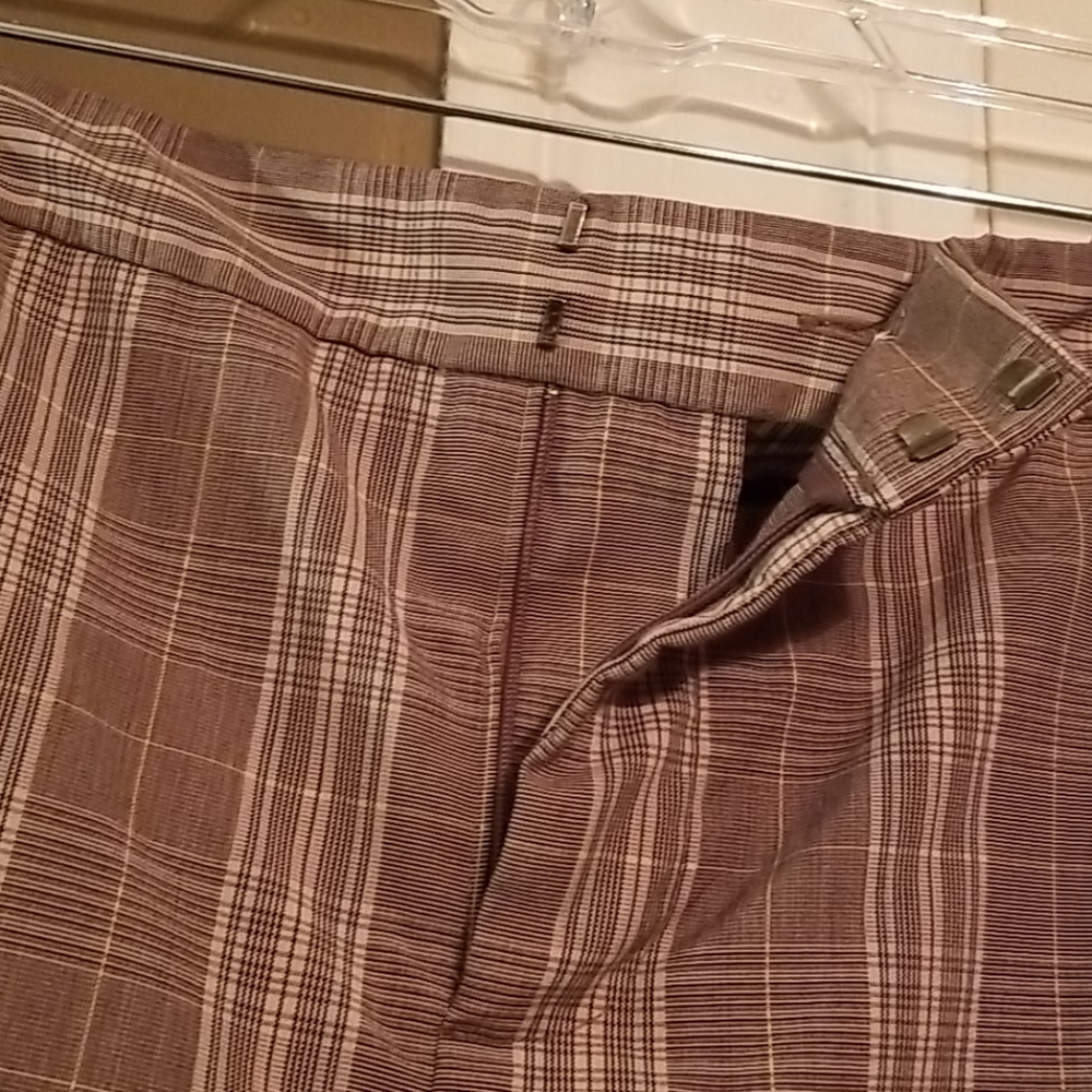 Mossimo Capris - Picture 2 of 3